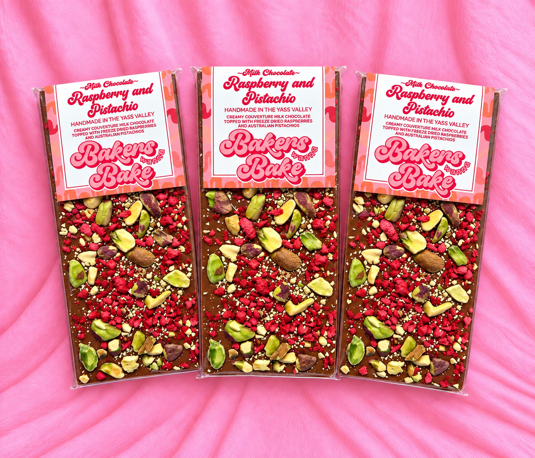Bakers Wanna Bake Raspberry andamp Pistachio Bar Bakers Wanna Bake Raspberry andamp Pistachio Bar