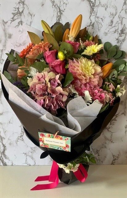 Bouquet of Seasonal Flowers - Deluxe