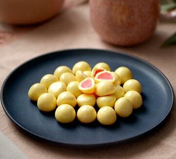 Sweet Addiction White Chocolate Raspberries